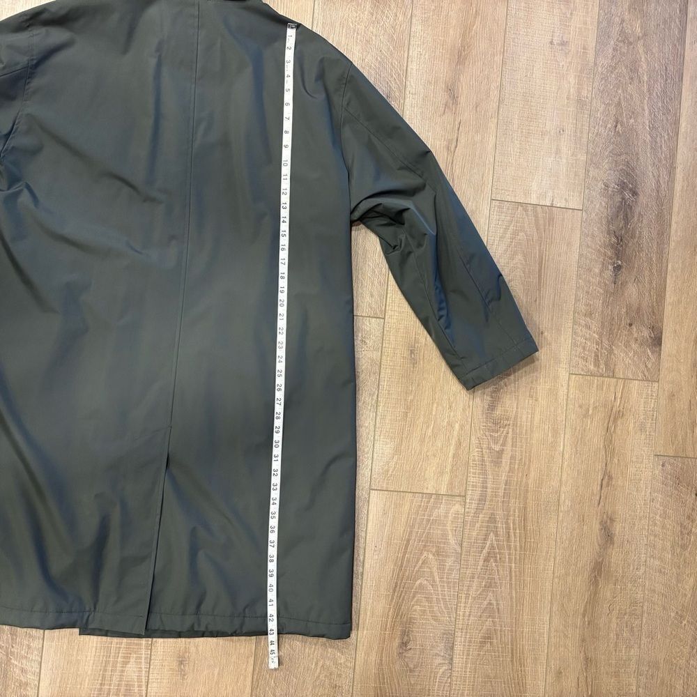 Hugo Boss Overcoat - Picture 11 of 12